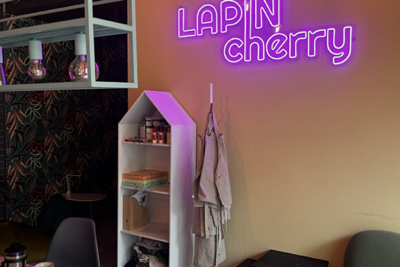 Karlín Café for kids and parents Lapin Cherry